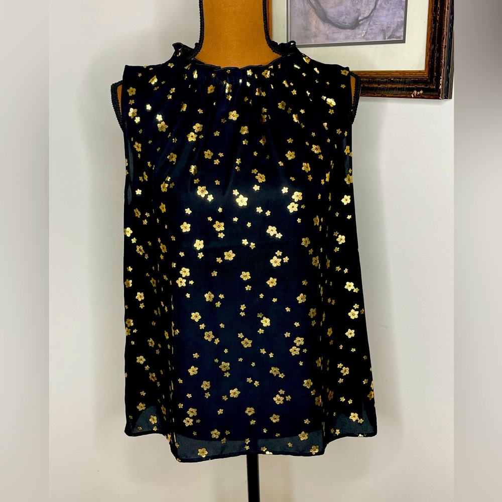Ann Taylor top size M